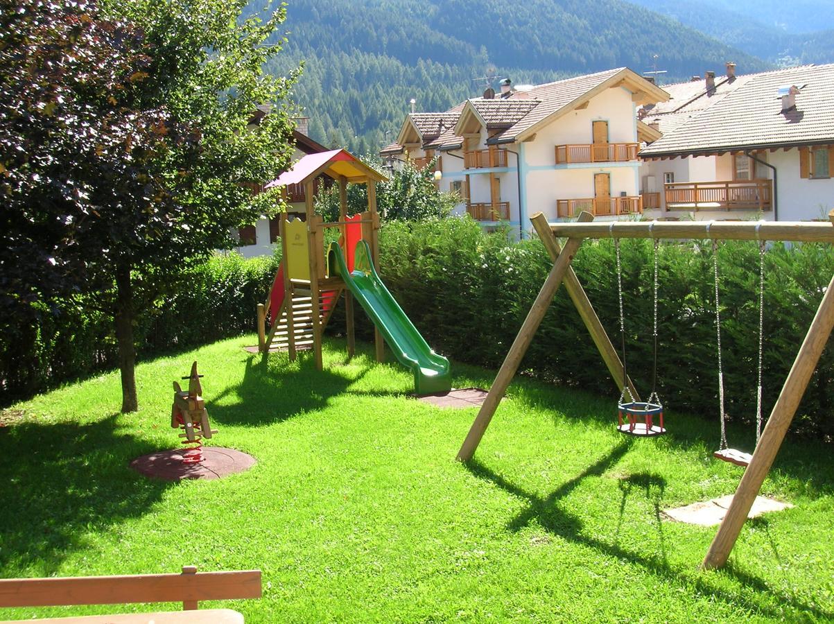 Hotel Genzianella Ziano Di Fiemme Exterior photo